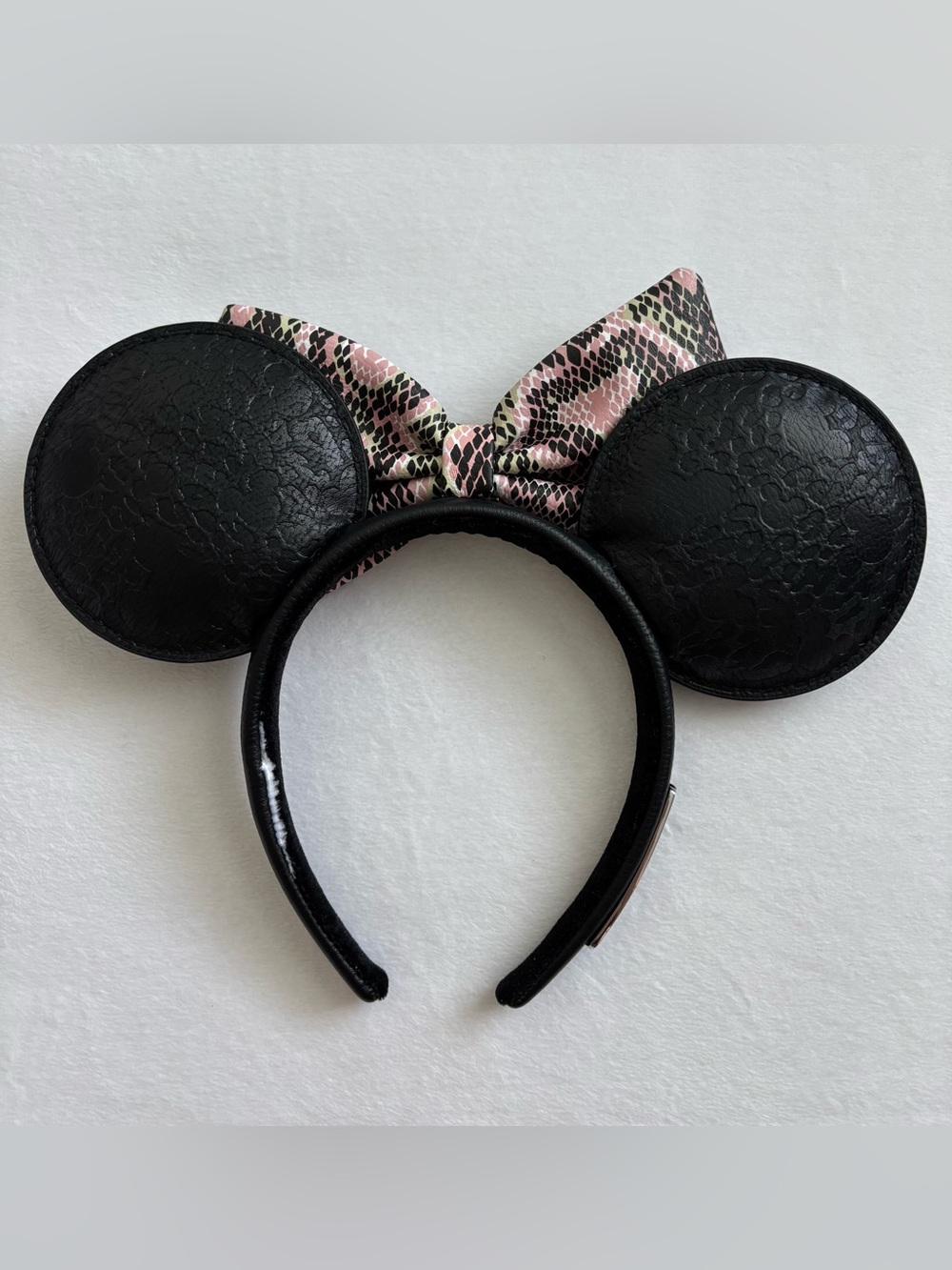 Disney Loungefly Wild About Disney Animal Print Bow Minnie Mouse Ear Headband - Picture 2 of 9